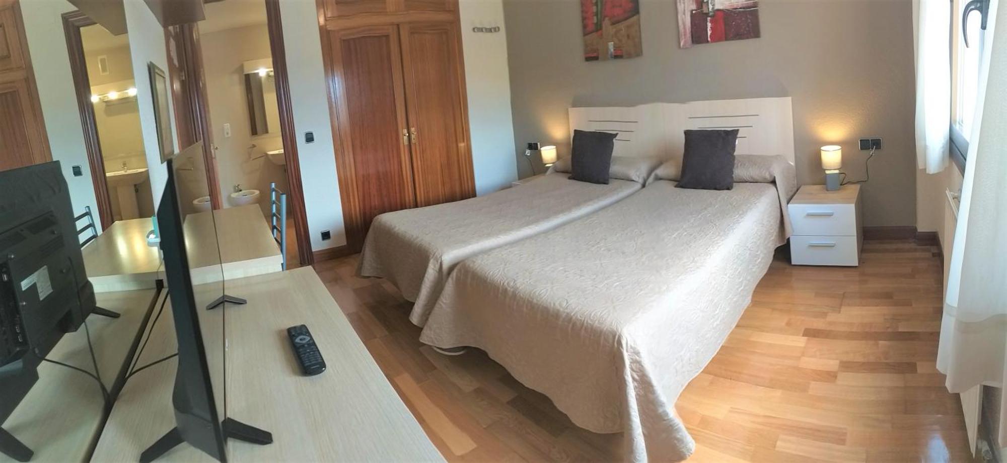 Alojamientos Pamplona Exteriör bild